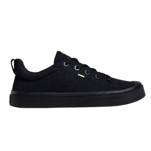 Cariuma Ibi Low Sneaker Shoes Lace-Up Round Toe All Black Knit Size 8/9.5